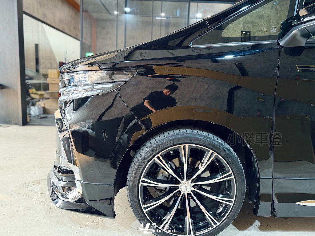 LINE_ALBUM_2026324_260330_8