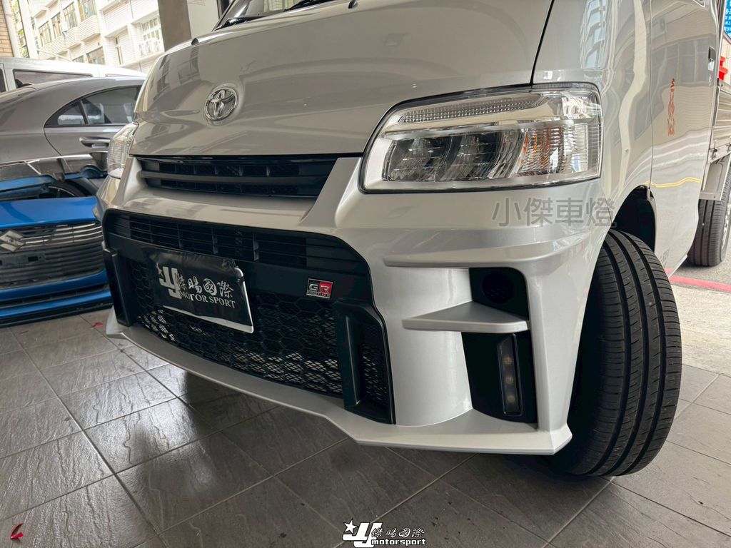 LINE_ALBUM_2026324_260403_28