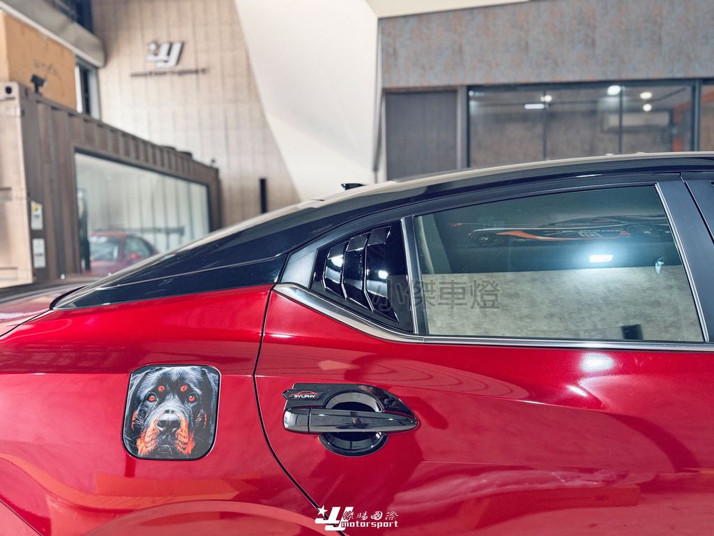 LINE_ALBUM_202642_260407_27