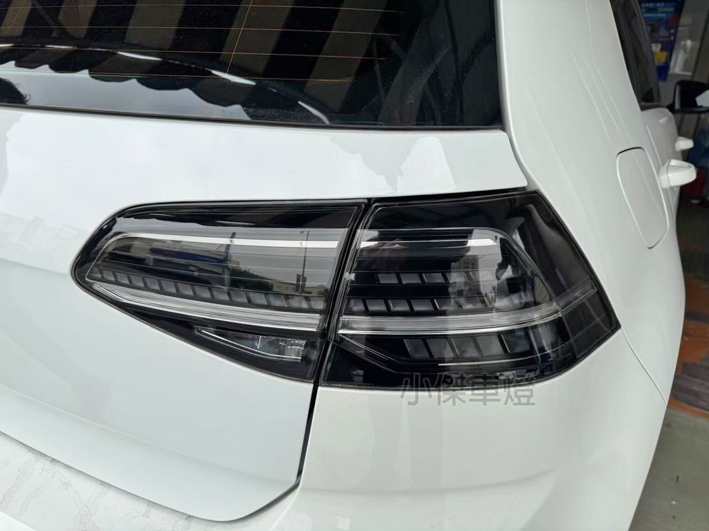 LINE_ALBUM_2025111_250530_364