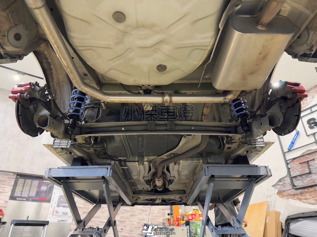 LINE_ALBUM_2025123_250530_334