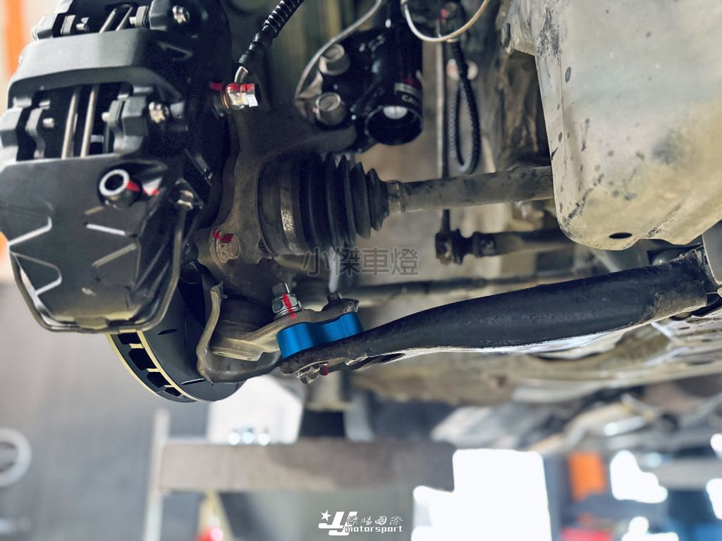 LINE_ALBUM_2026417_260423_98