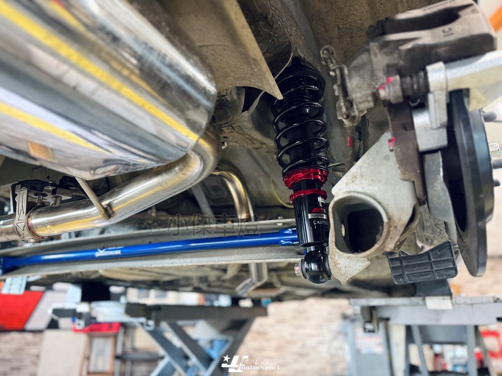 LINE_ALBUM_2026417_260423_107