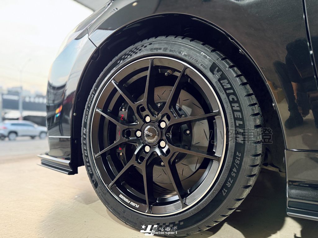 LINE_ALBUM_2026417_260423_38