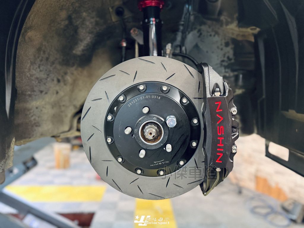 LINE_ALBUM_2026417_260423_94