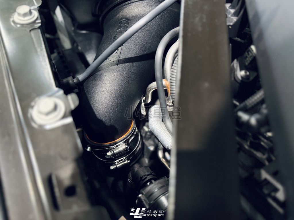 LINE_ALBUM_2026515_260518_13