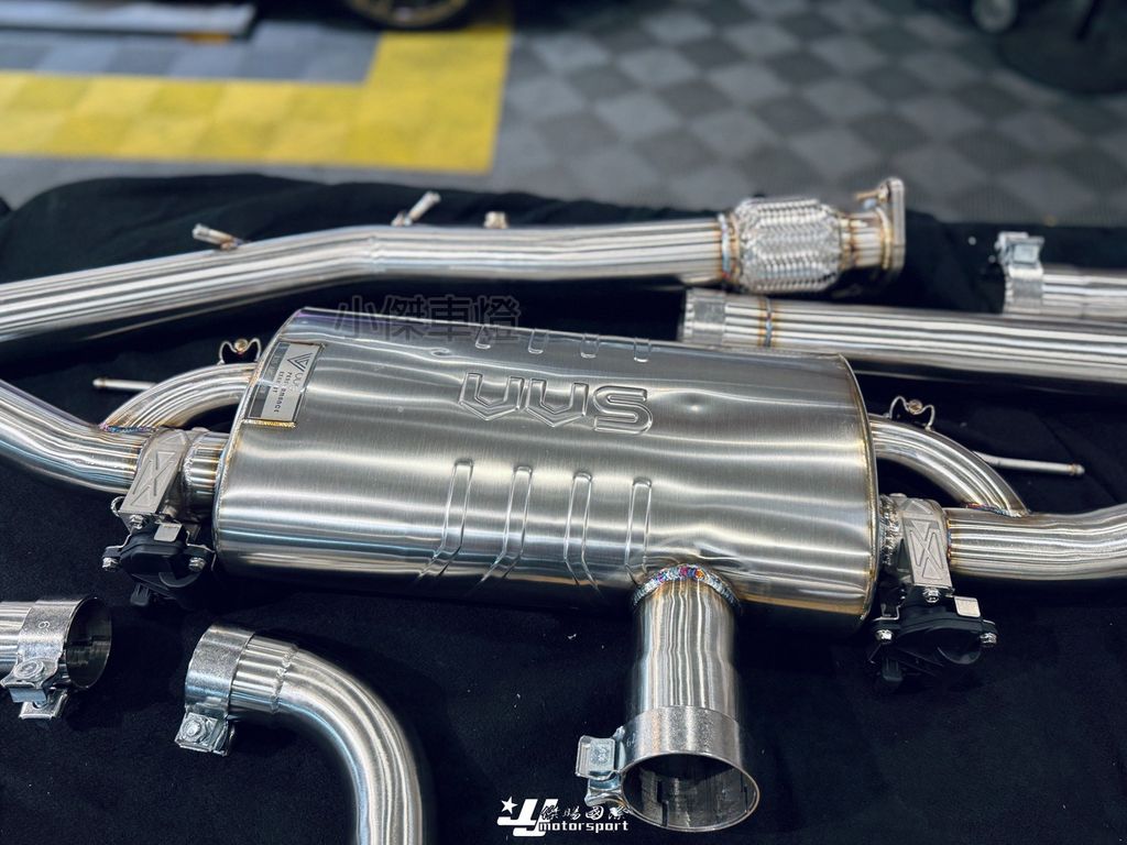 LINE_ALBUM_2026629_260703_11