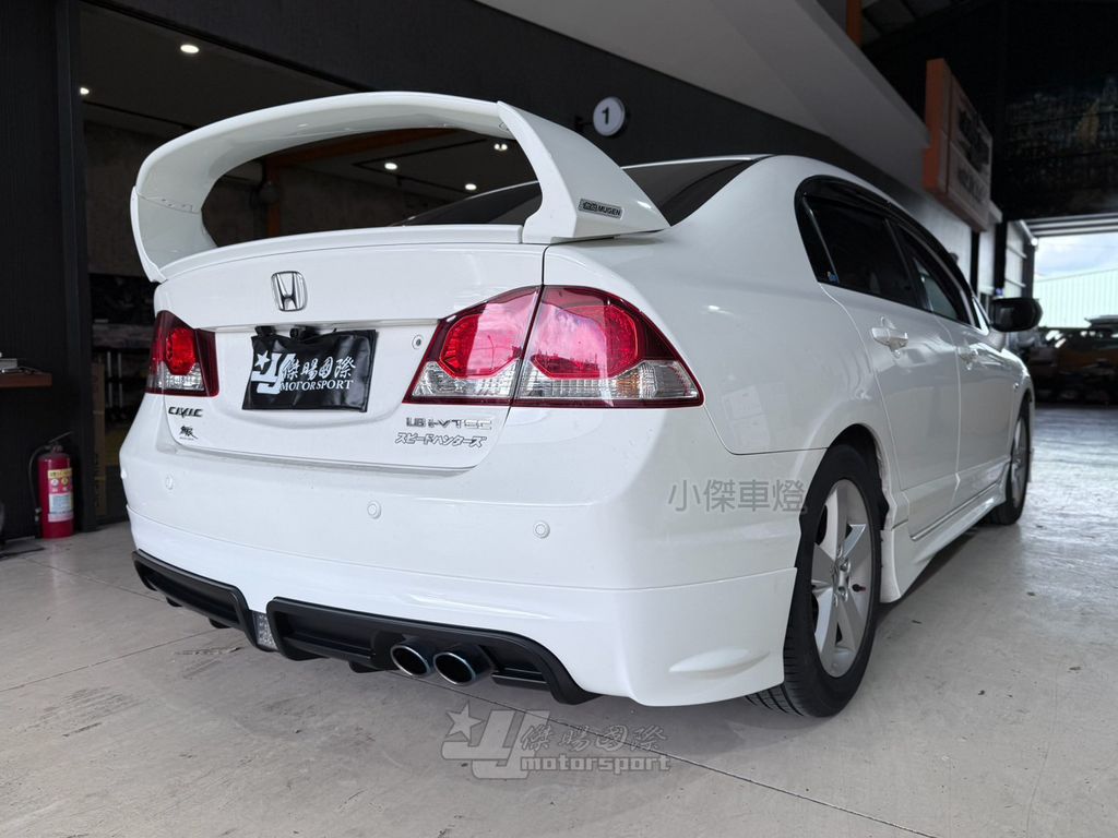 LINE_ALBUM_202566_250611_102