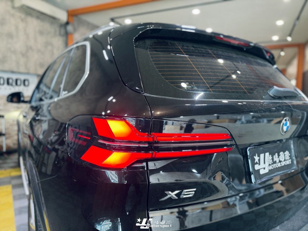 X5 G05老改新尾燈 (7)