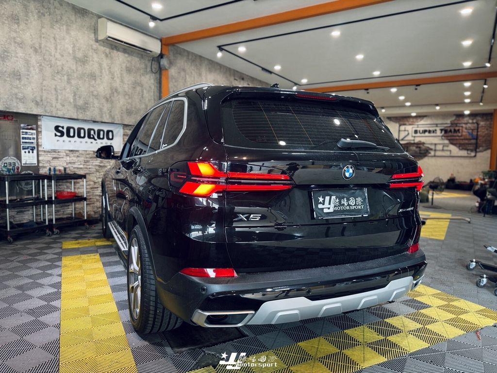 X5 G05老改新尾燈 (6)