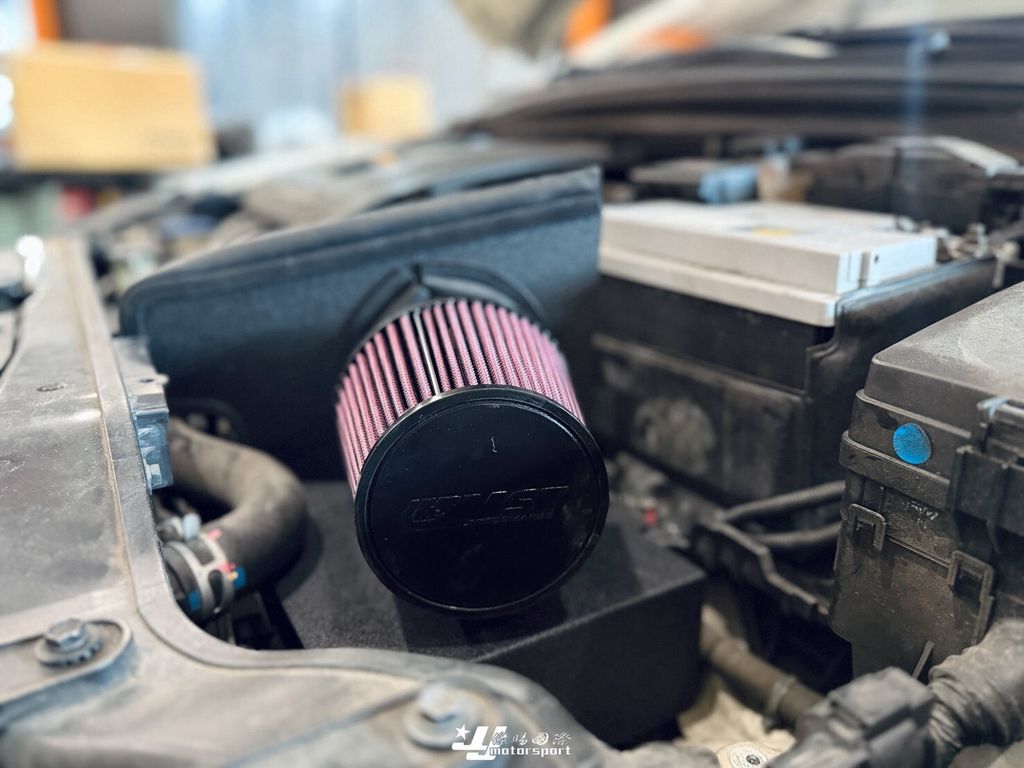 ELANTRA 18 2.0 MST (1)