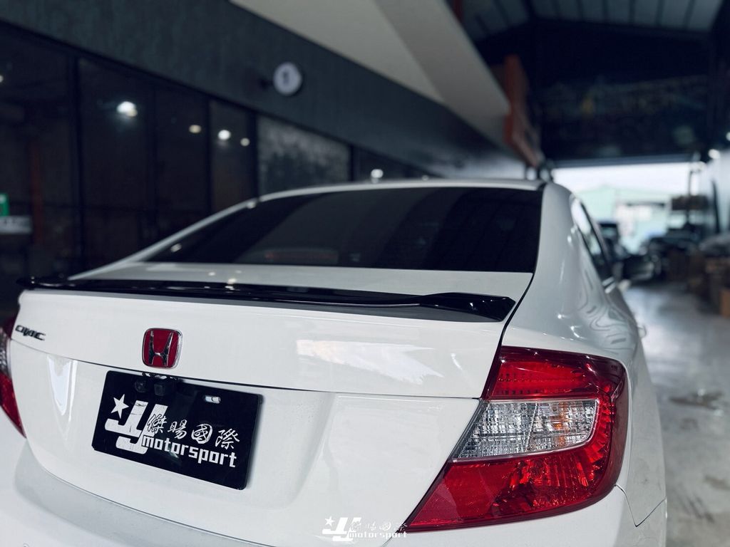 LINE_ALBUM_2026727_260819_11
