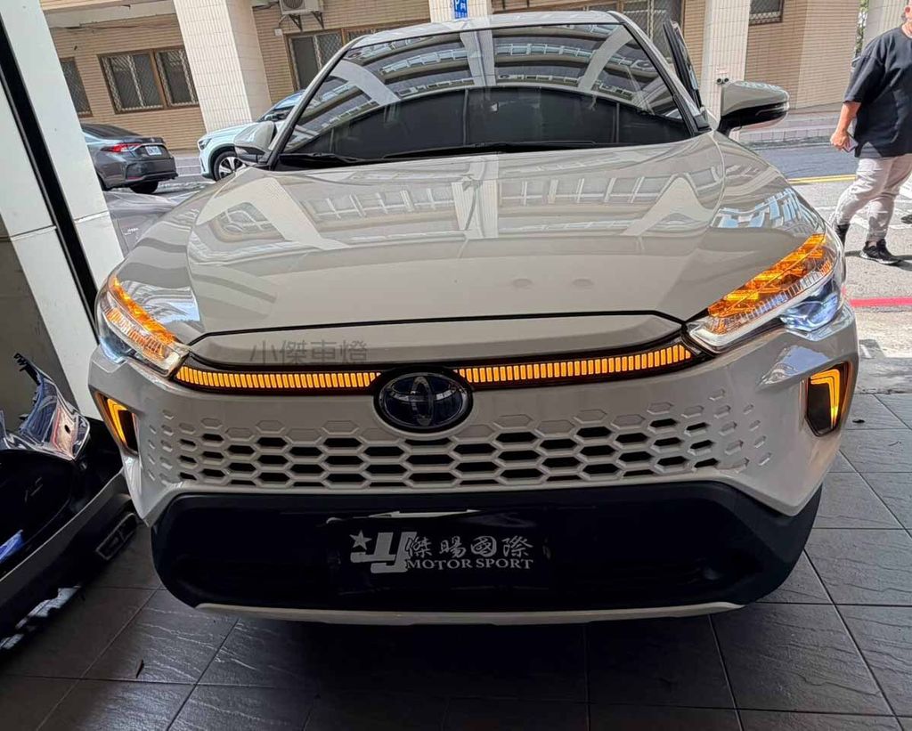 CC車頭貫穿燈-1