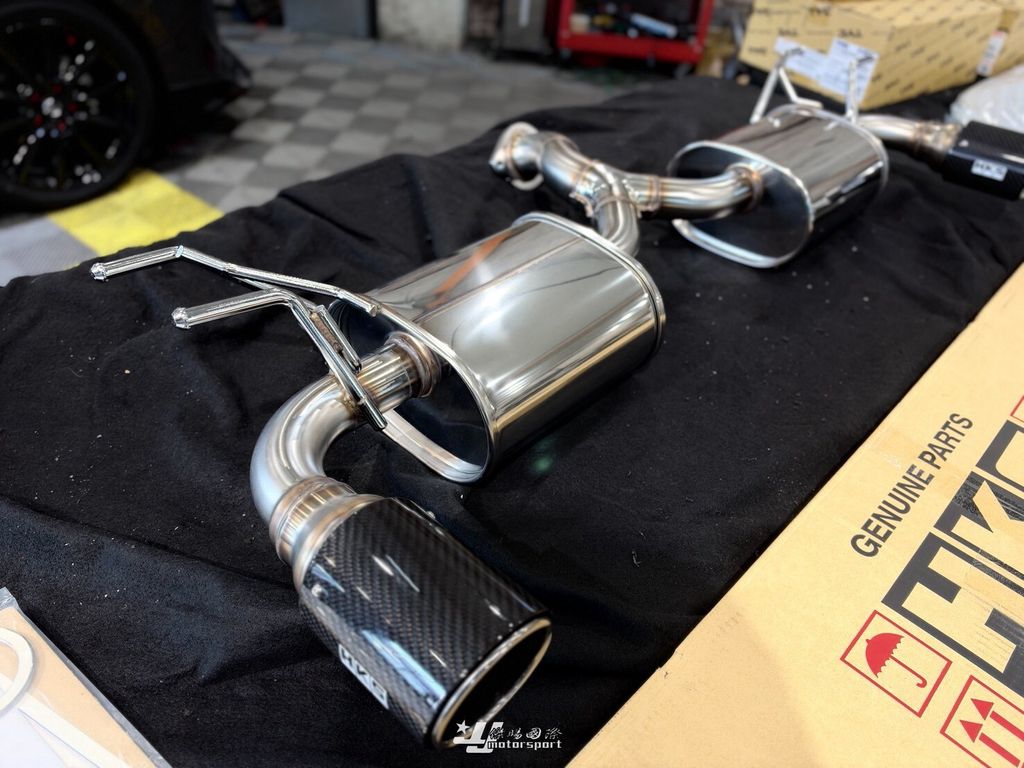 LINE_ALBUM_2026921_261001_20