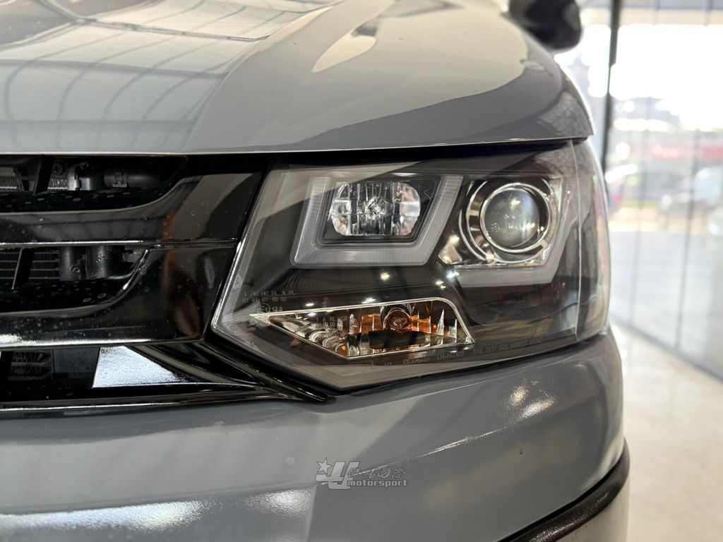 LINE_ALBUM_202692_260929_26