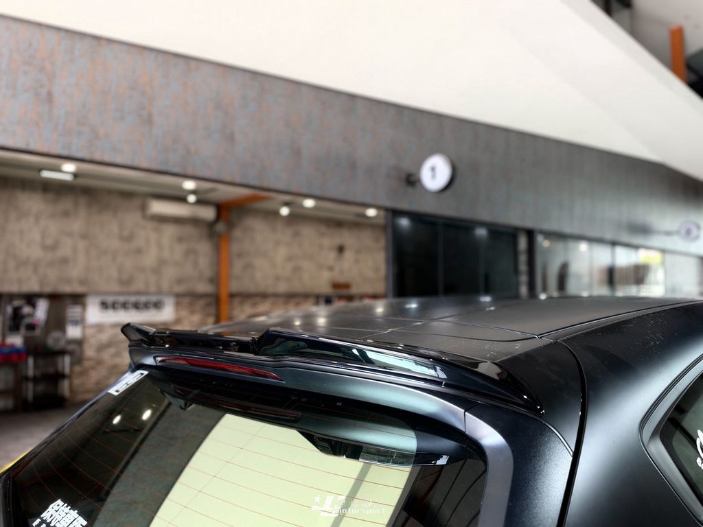 LINE_ALBUM_2026107_261012_18