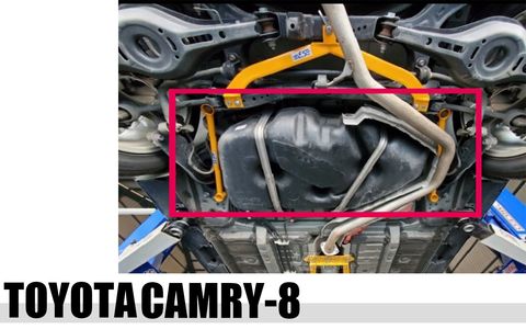 CAMRY8 ES 後下左右拉桿 賣2200