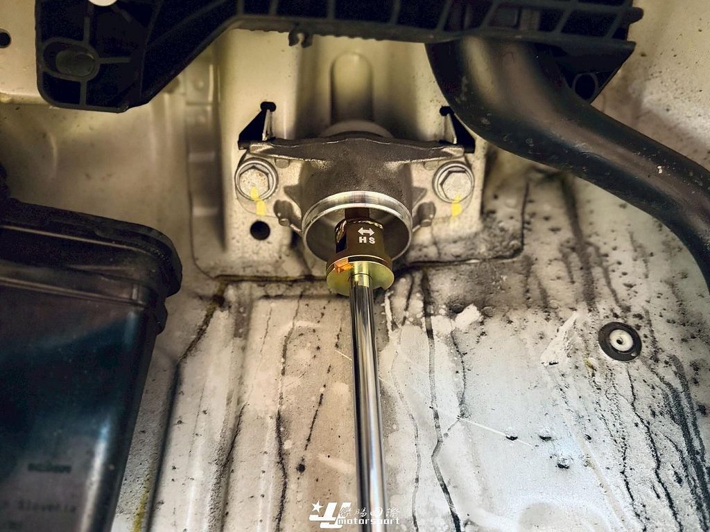 SKODA SCALA BC BR 避震器-8