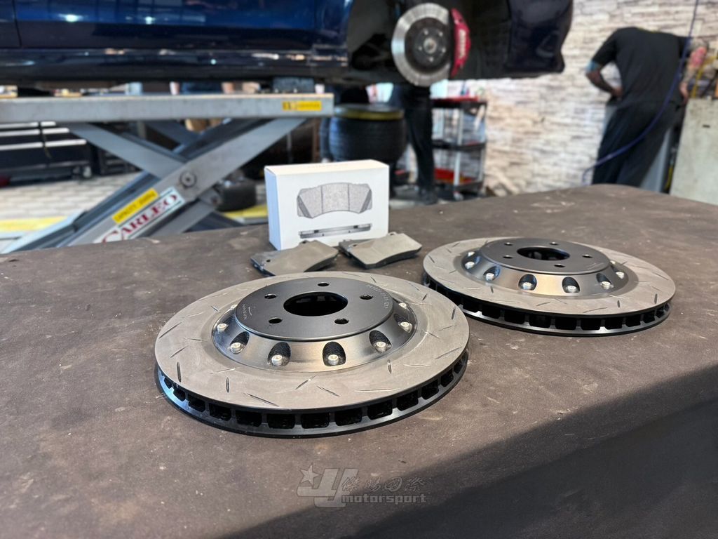 LINE_ALBUM_2025617_250623_115