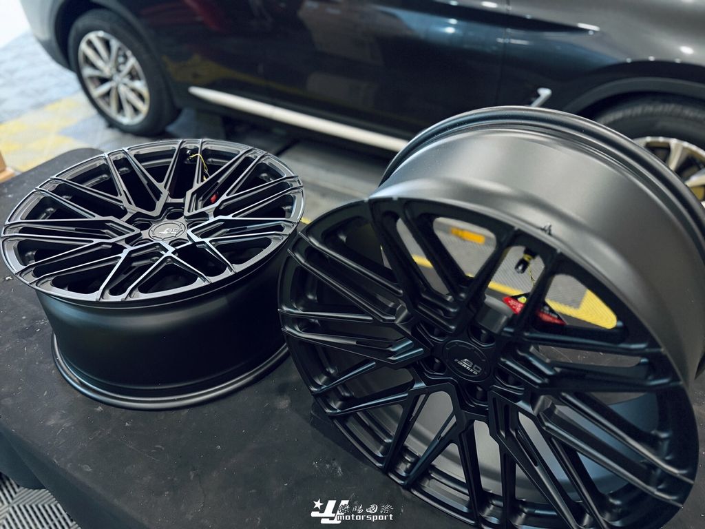 LINE_ALBUM_20251121_251128_110