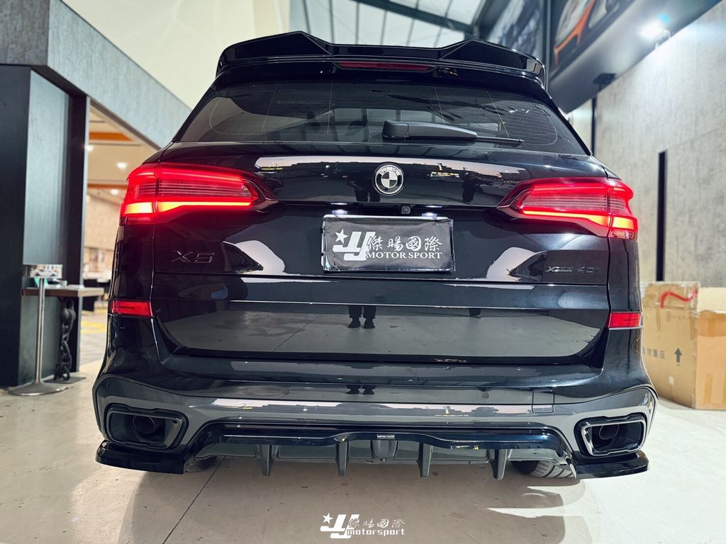 LINE_ALBUM_20251231_260107_21