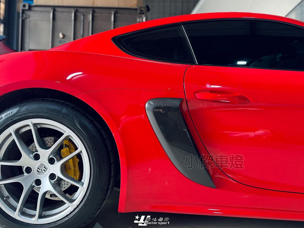 5b605404-6612-4eac-a854-1385a0d43568