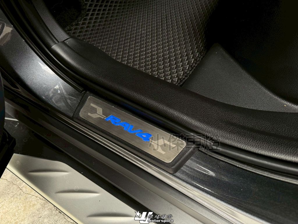 LINE_ALBUM_2026128_260130_131