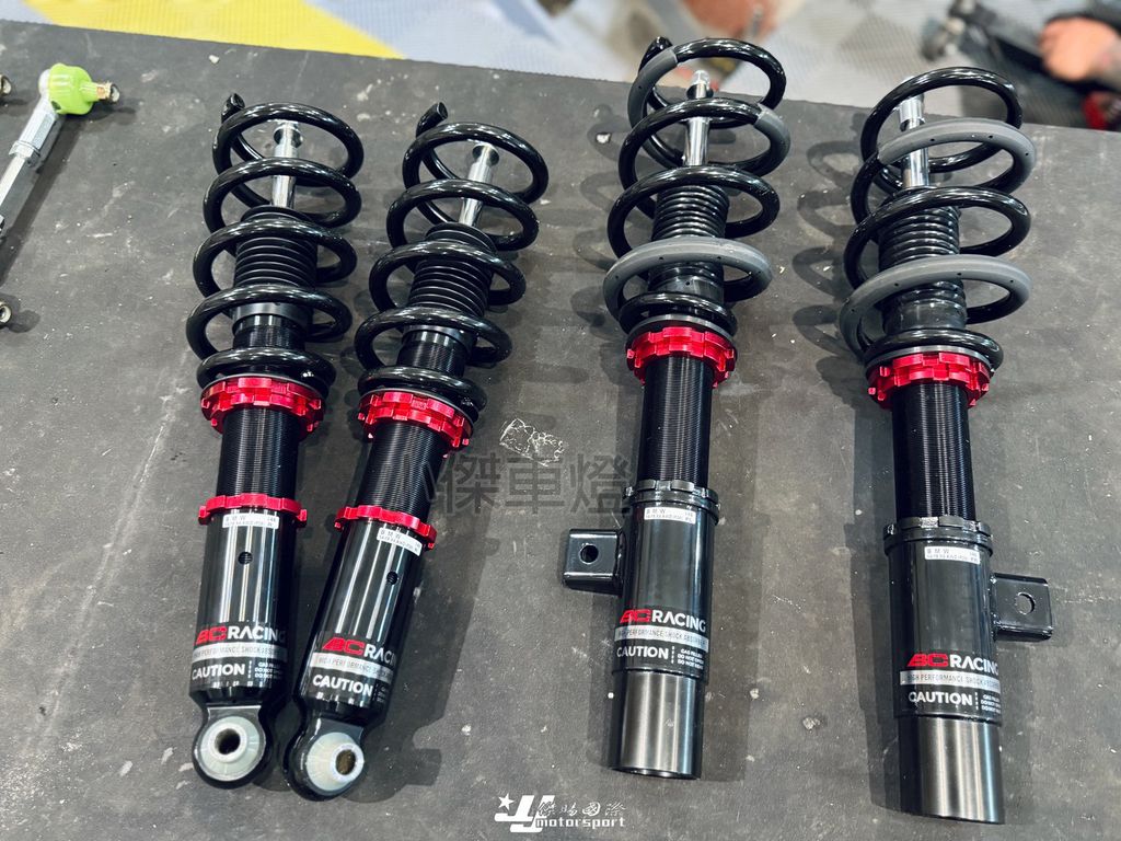 LINE_ALBUM_2026128_260205_69