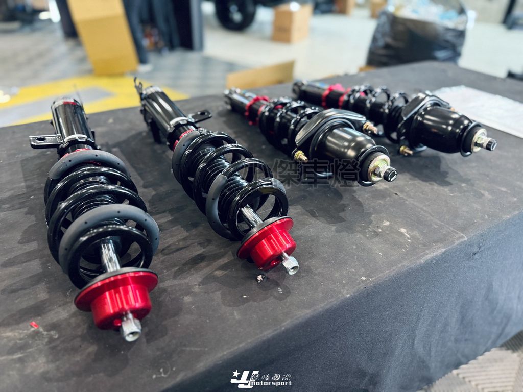 LINE_ALBUM_202626_260210_176