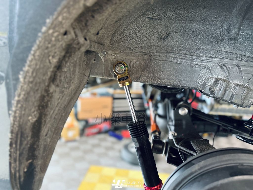 LINE_ALBUM_202626_260211_173