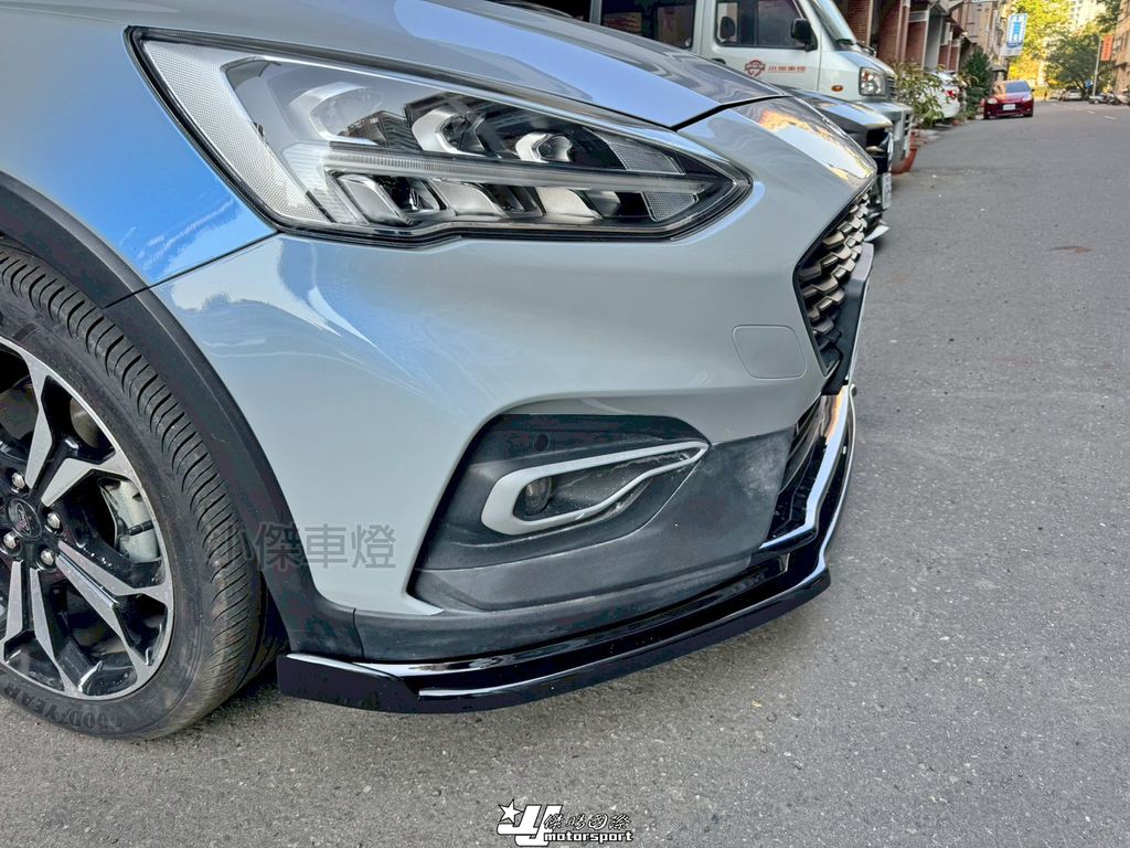 LINE_ALBUM_202626_260212_70