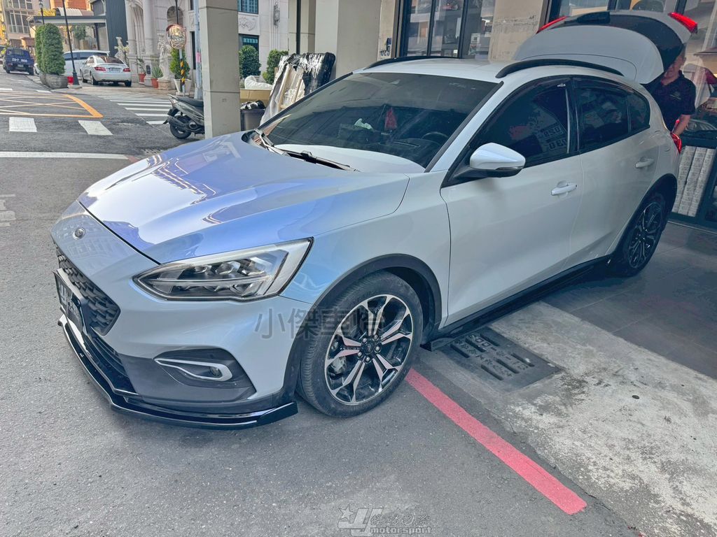 LINE_ALBUM_202626_260212_54