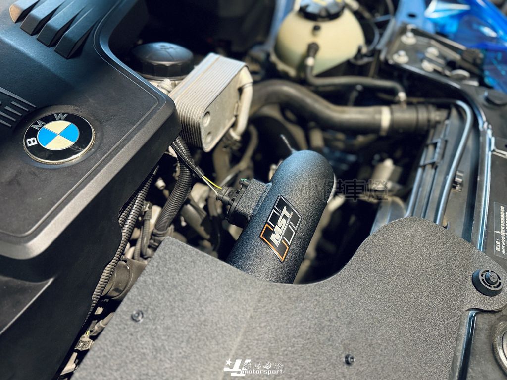 LINE_ALBUM_202626_260214_140