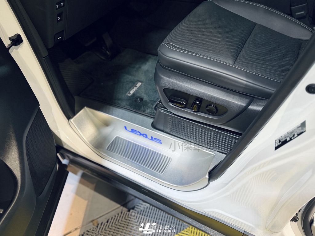 LINE_ALBUM_2026214 _1_260223_37