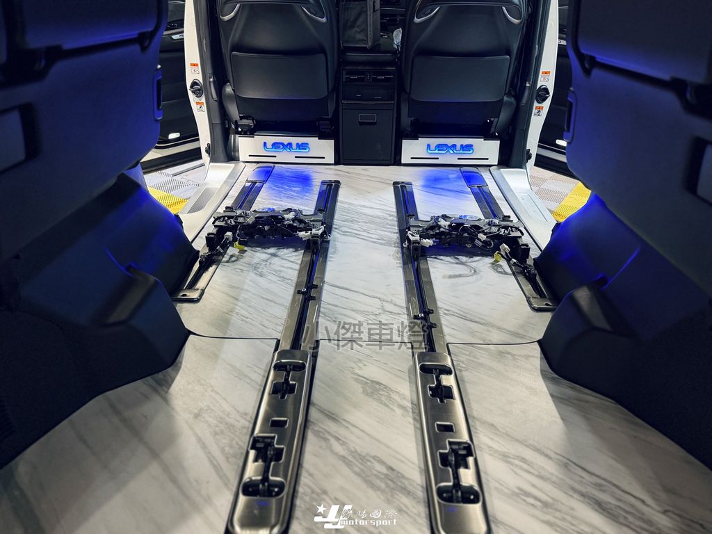 LINE_ALBUM_2026214 _1_260223_30