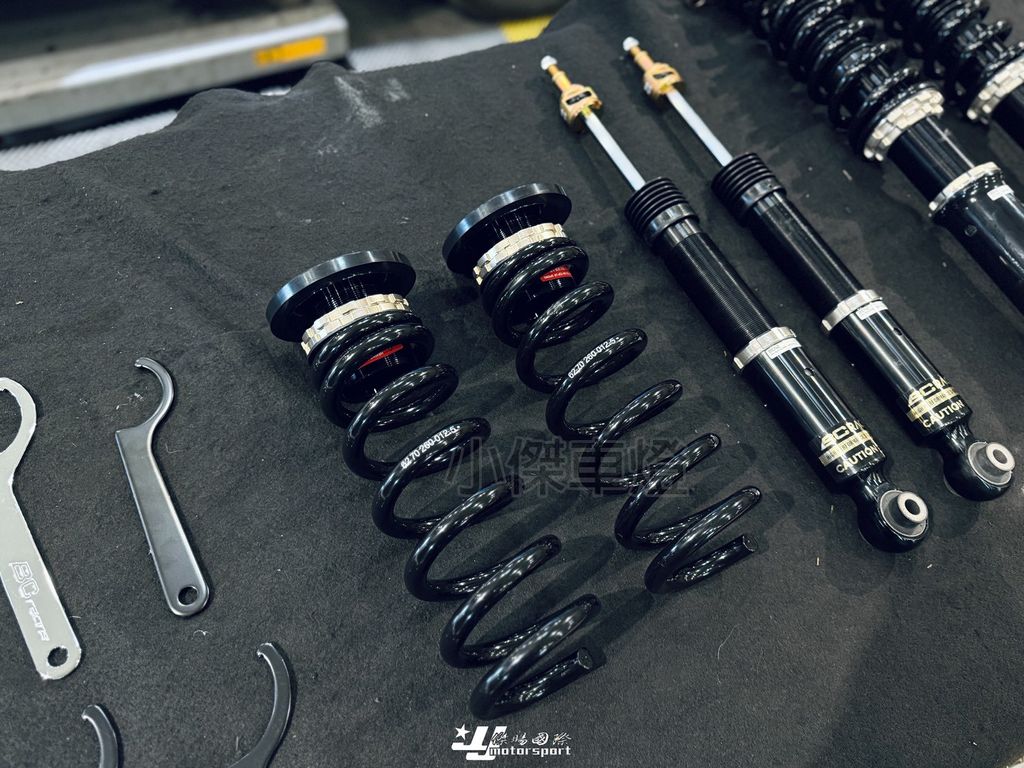 LINE_ALBUM_2026214 _1_260226_42