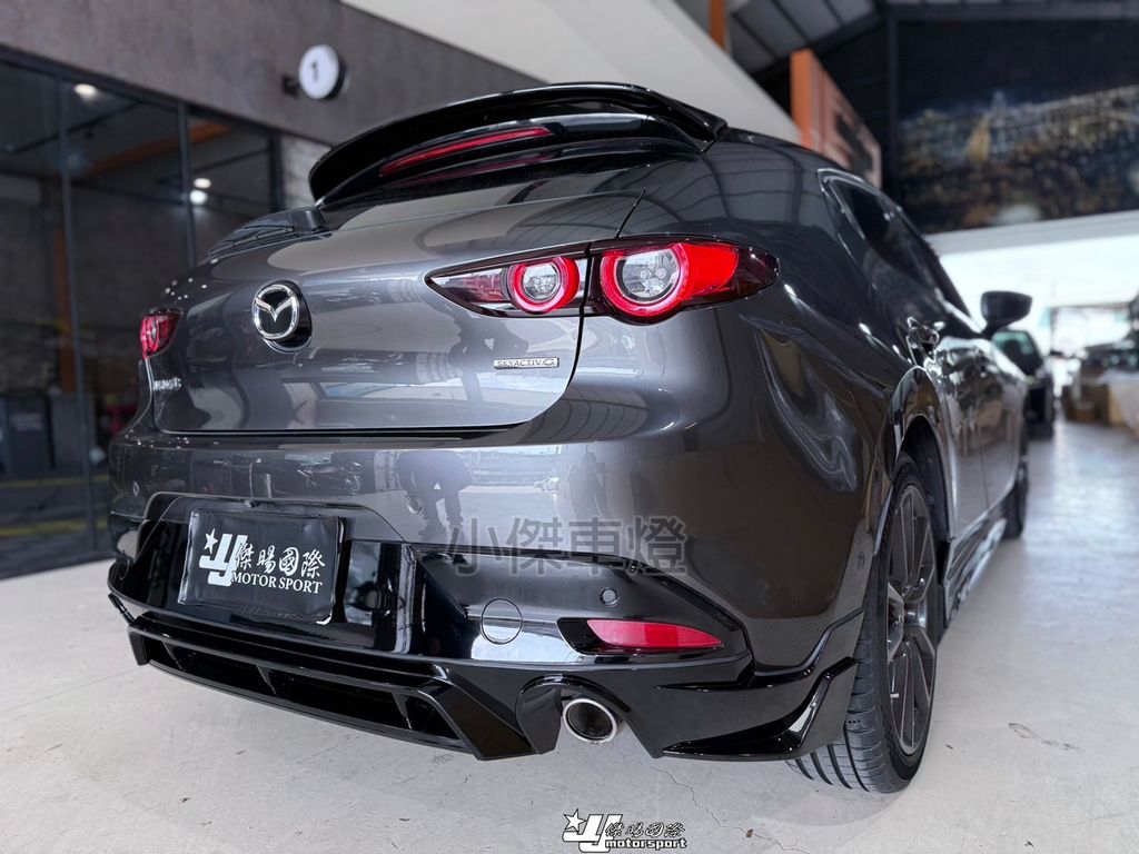 LINE_ALBUM_2024528_241106_721