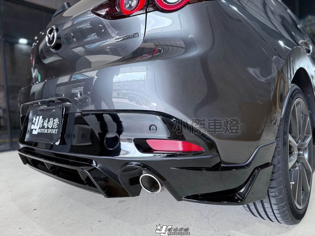 LINE_ALBUM_2024528_241106_720