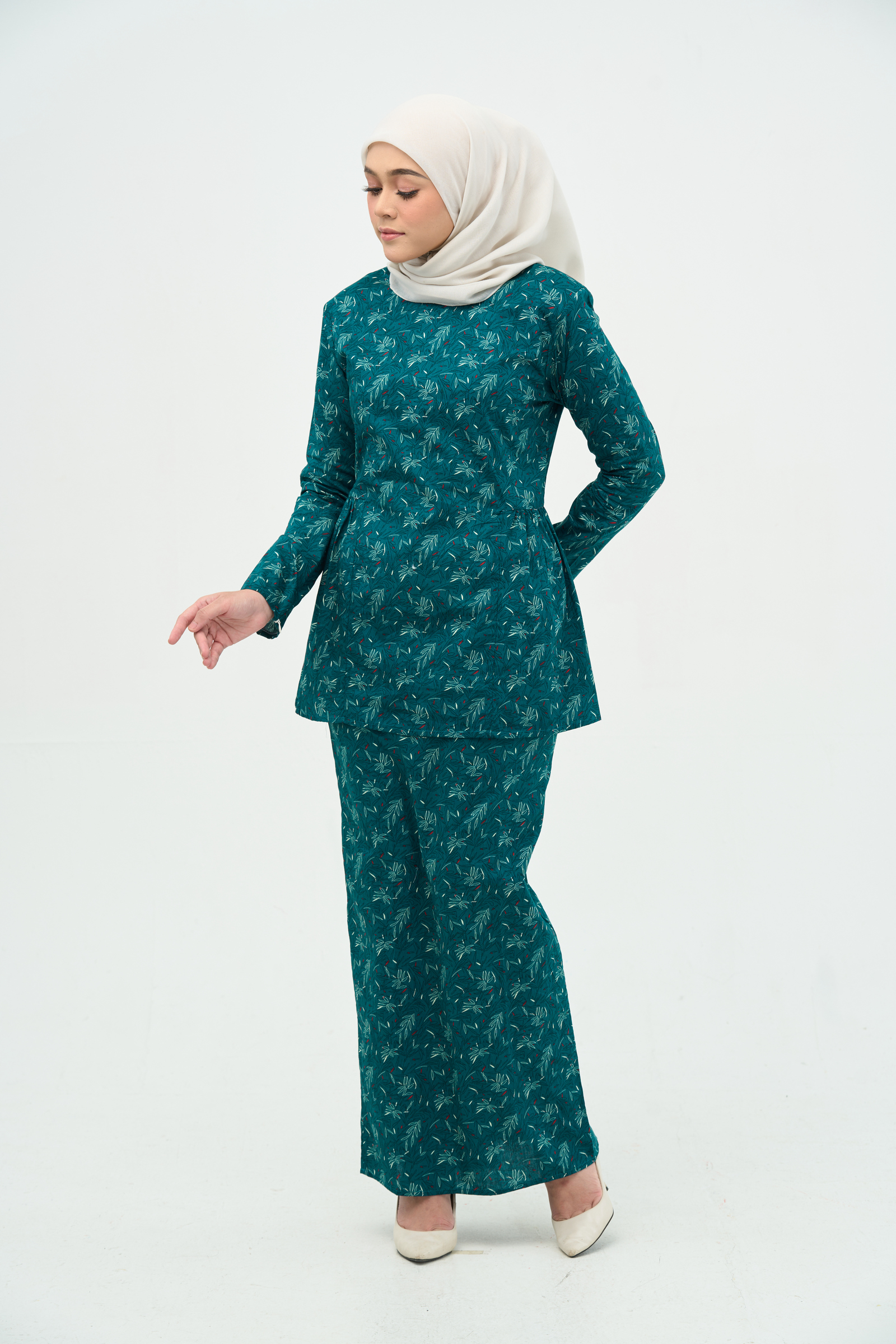 Nellie Kurung (94)