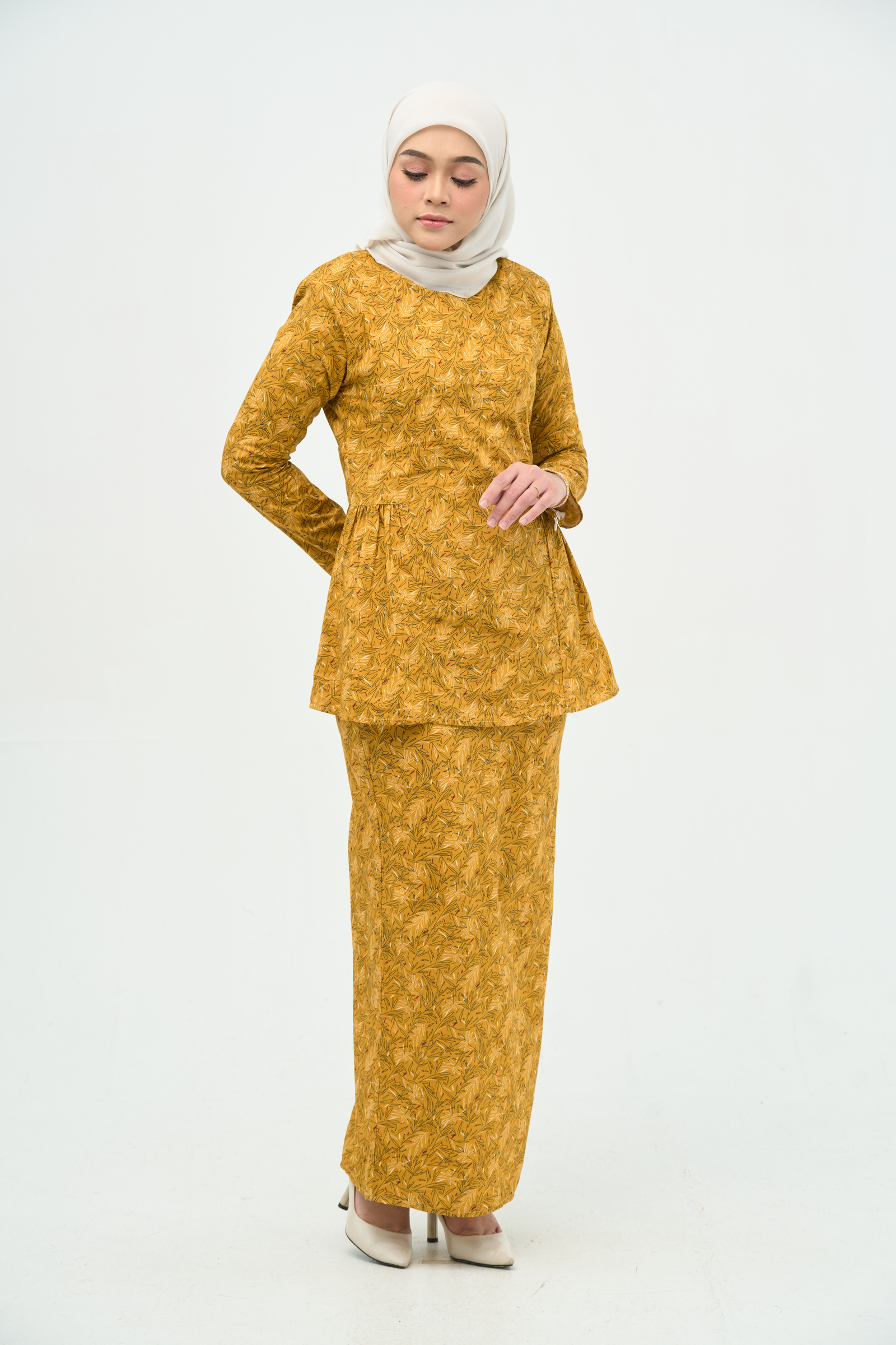 Nellie Kurung (121)