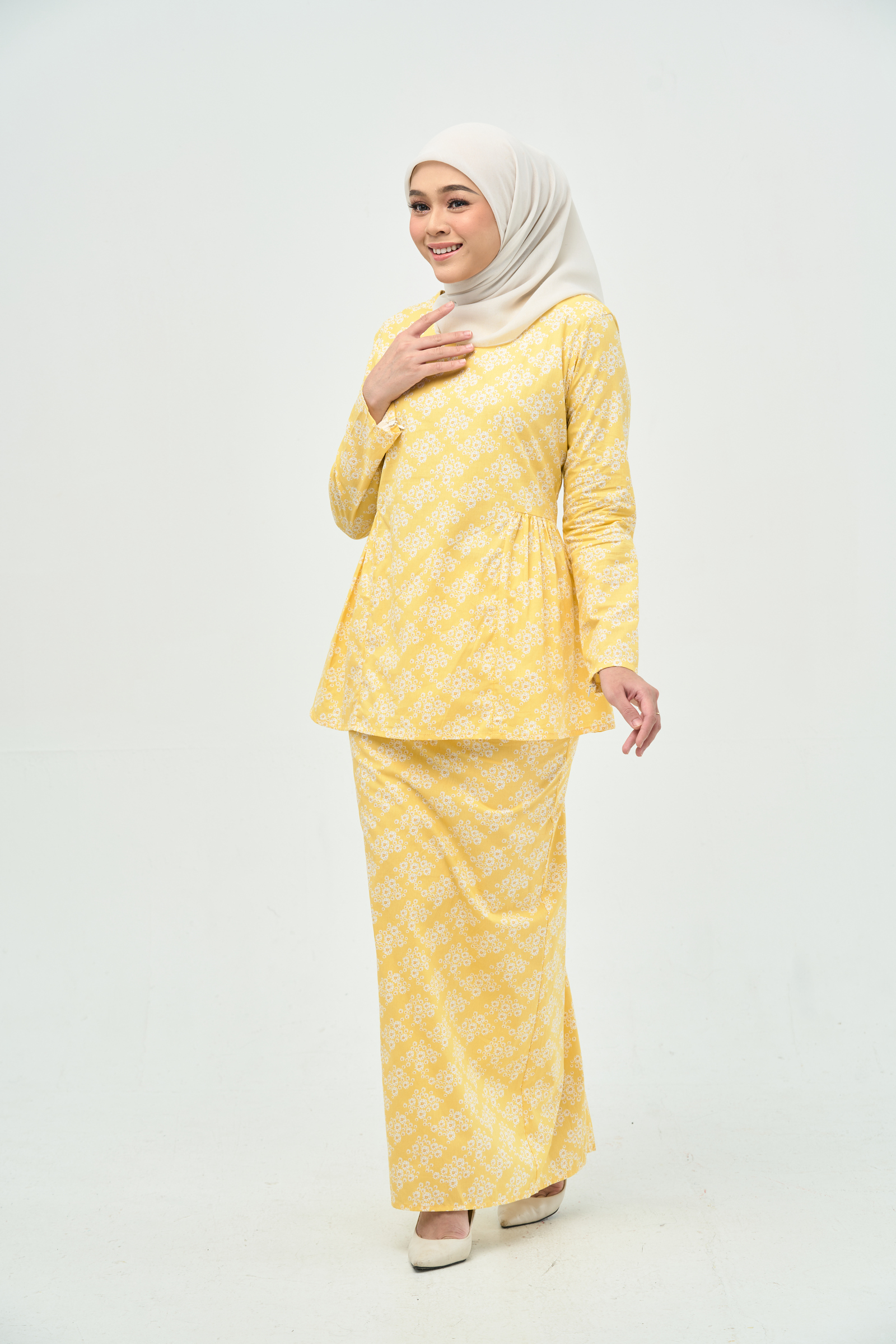 Louvre Kurung LV-8 – Karabum