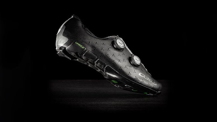 unique-cycling-shoe-road-black-2
