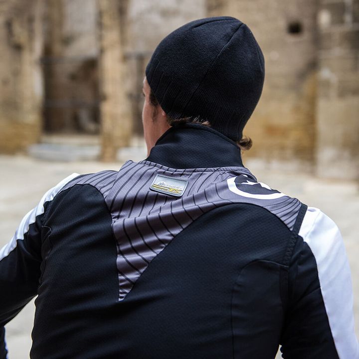 gigoloVest_3_assos-onlineshop.de