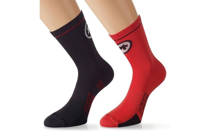 assos-chaussettes-equipe-evo7-rouge-suisse
