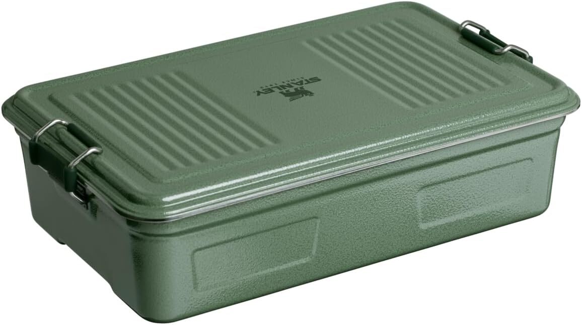 Stanley Classic Legendary useful lunch box 4.2 Qt – CORAL DIVE STORE