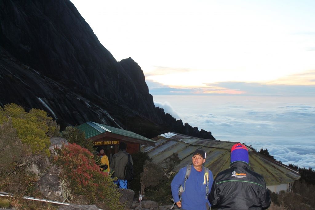 1487400737_1548444_z