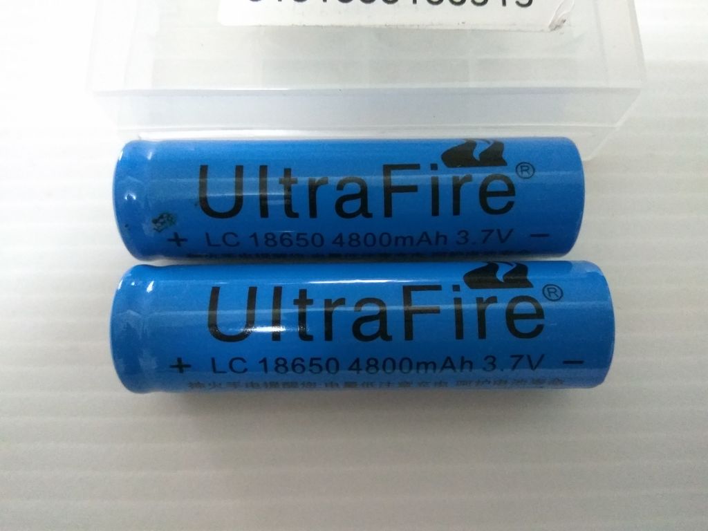 Ultrafire rechargeable 3.7V 18650 4800 mAh Rechargeable Battery 2