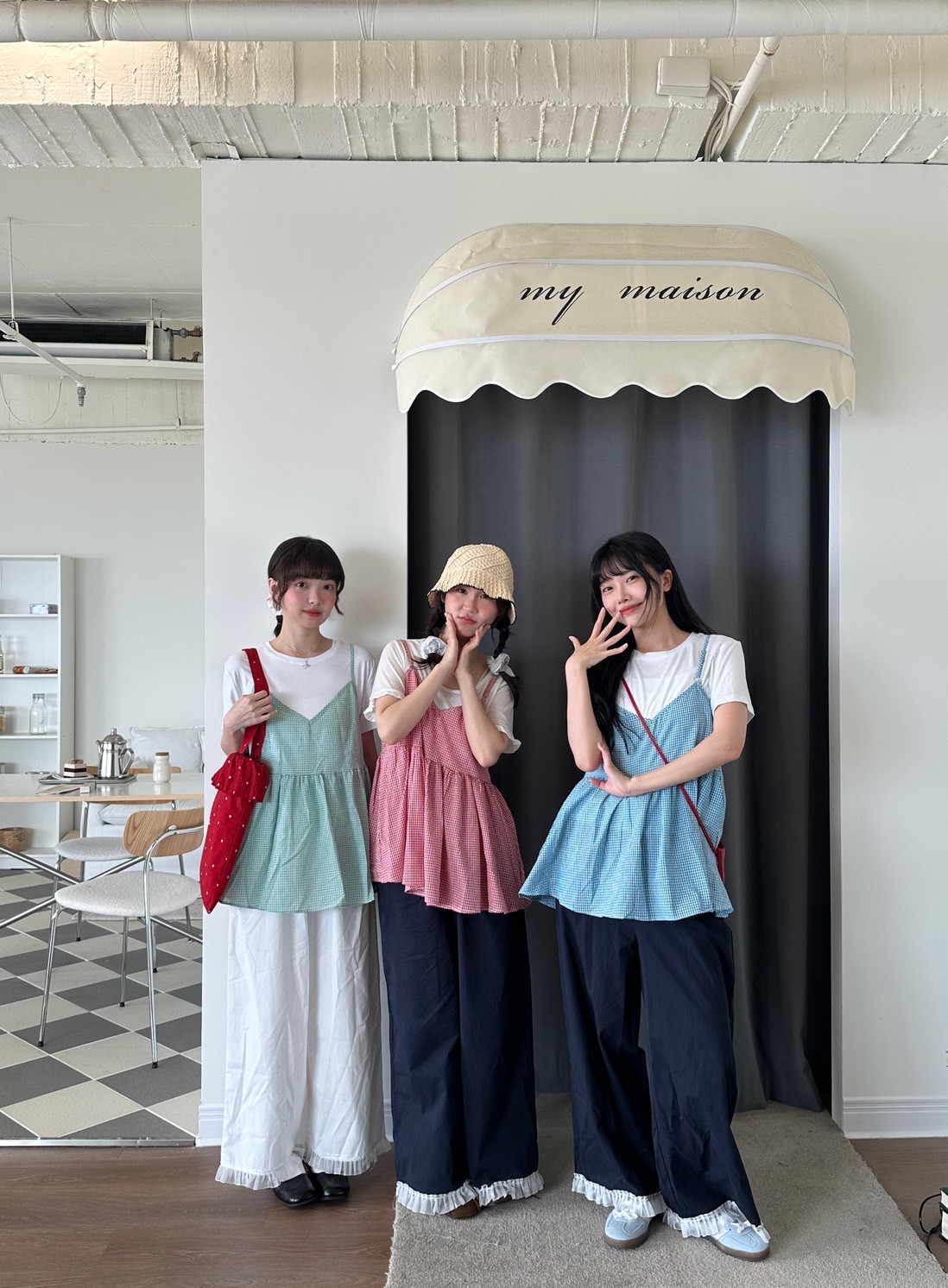 LINE_ALBUM_2025517_250517_232