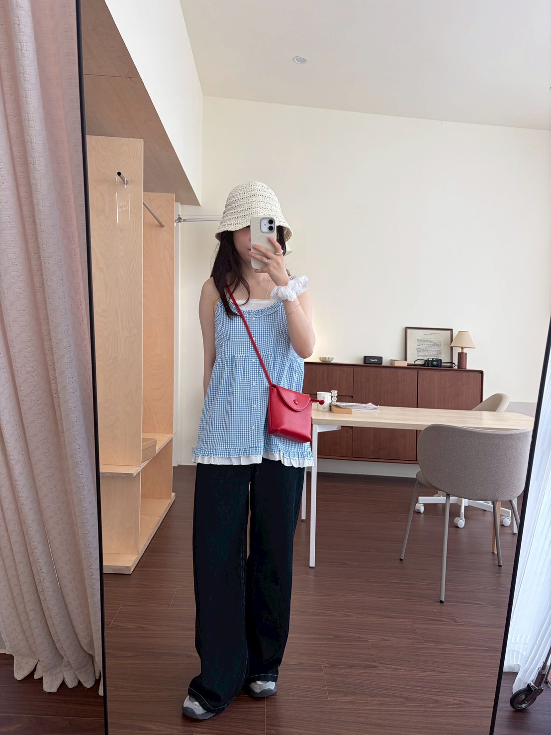 LINE_ALBUM_2026511_260511_9