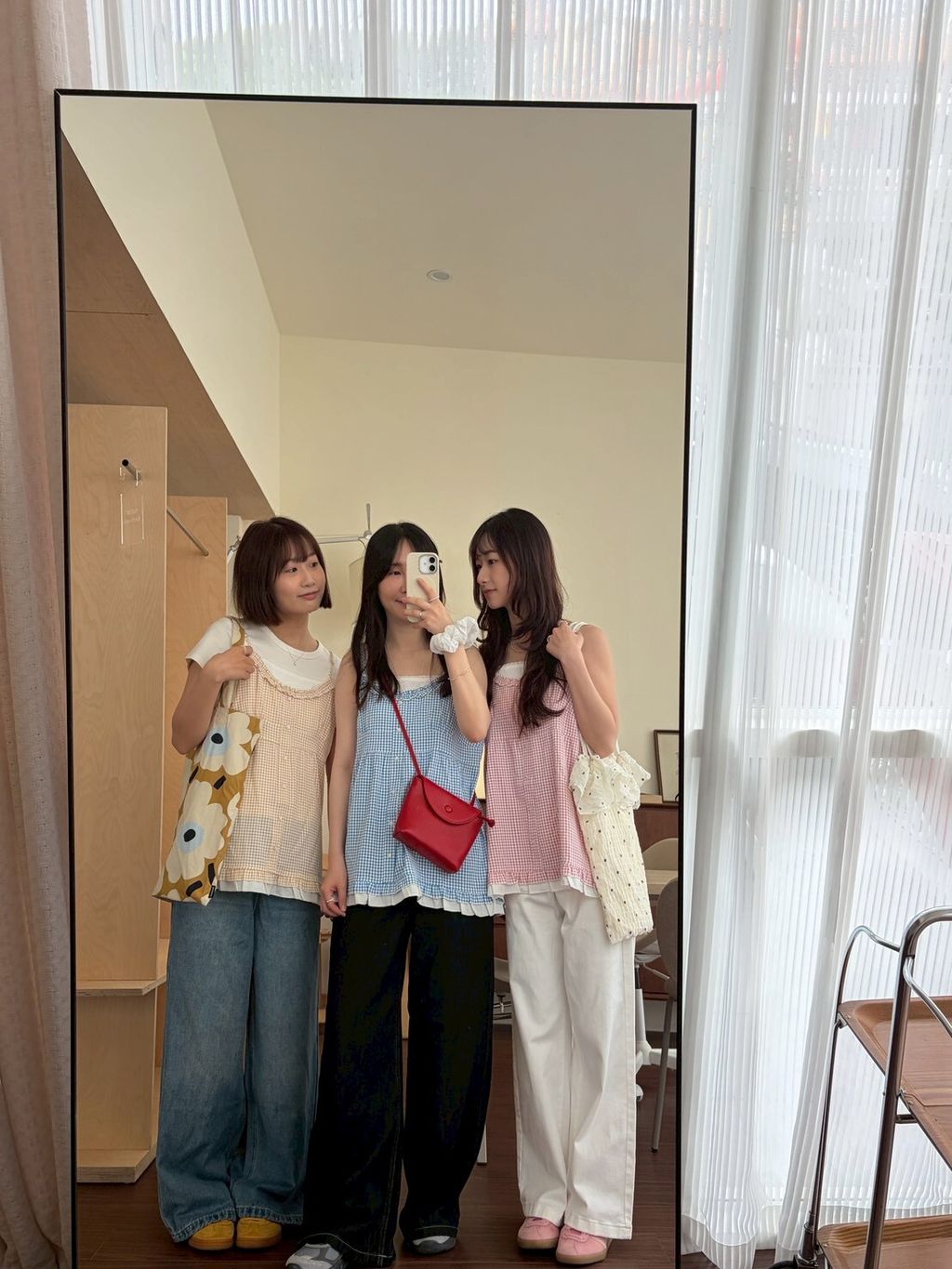 LINE_ALBUM_2026511_260511_42